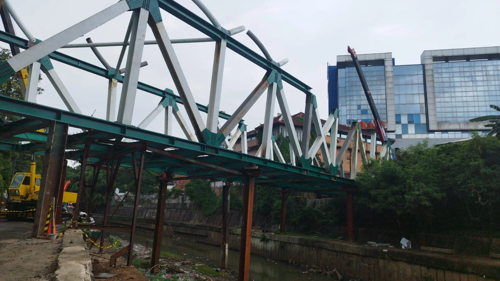 Jembatan Rangka - ICUK POERNOMO