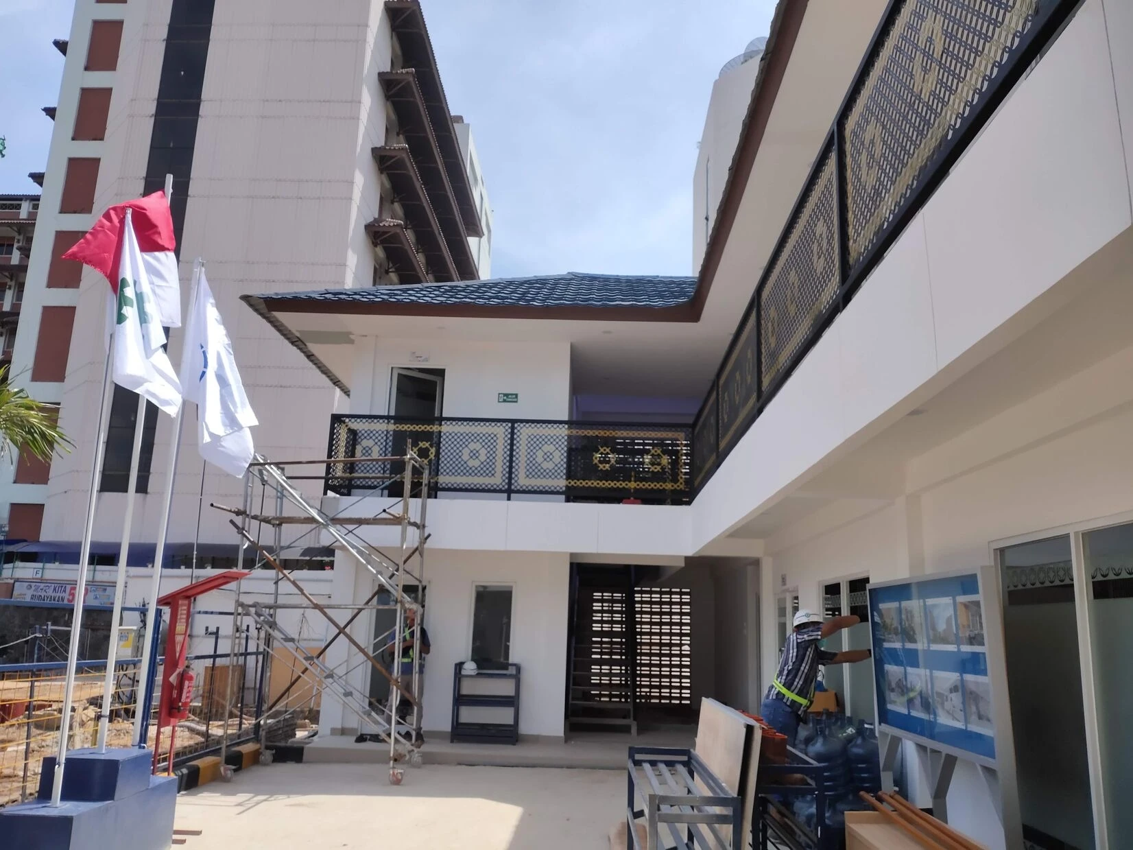 Proyek Railing Rumah sakit  Kanker Dharmais - PHIBA JAYA ABADI - ICUK POERNOMO