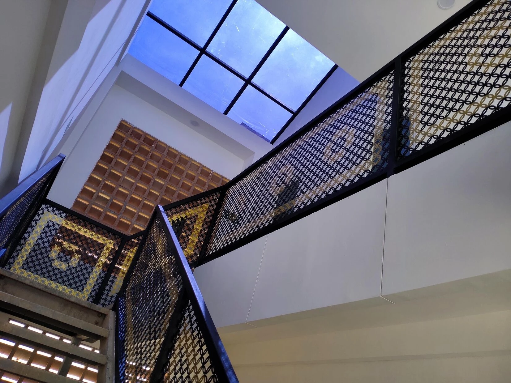 Proyek Railing Rumah sakit  Kanker Dharmais - PHIBA JAYA ABADI - ICUK POERNOMO