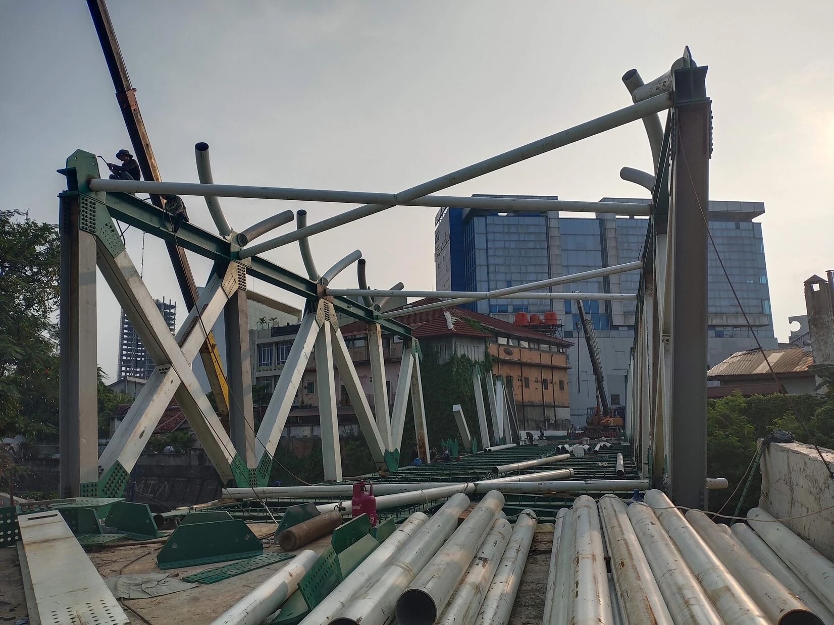 Proyek Pembangunan Jembatan RSCM - PHIBA JAYA ABADI - ICUK POERNOMO