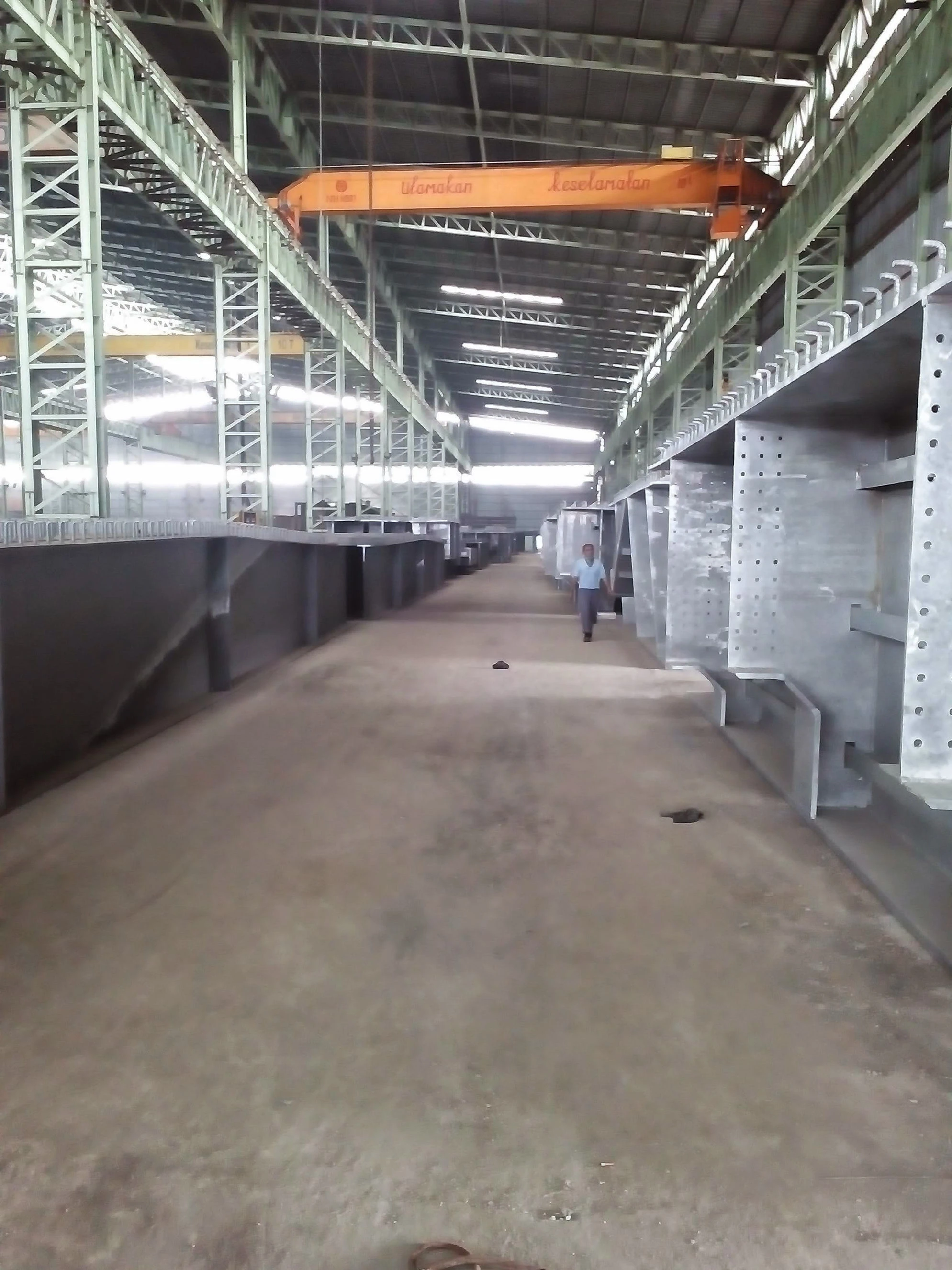 Proyek Fabrikasi Jembatan Ferrary Luwu Timur - PHIBA JAYA ABADI - ICUK POERNOMO