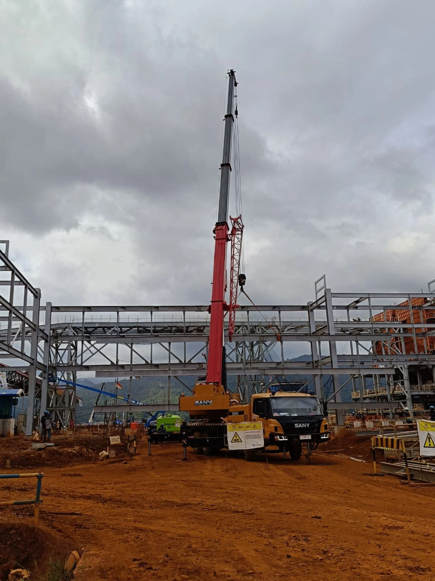 Proyek Fabrikasi & Instalasi Pipe Rack Smelter Nikel  - PHIBA JAYA ABADI - ICUK POERNOMO