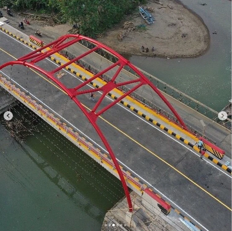 Proyek Jembatan Plengkung - PHIBA JAYA ABADI - ICUK POERNOMO