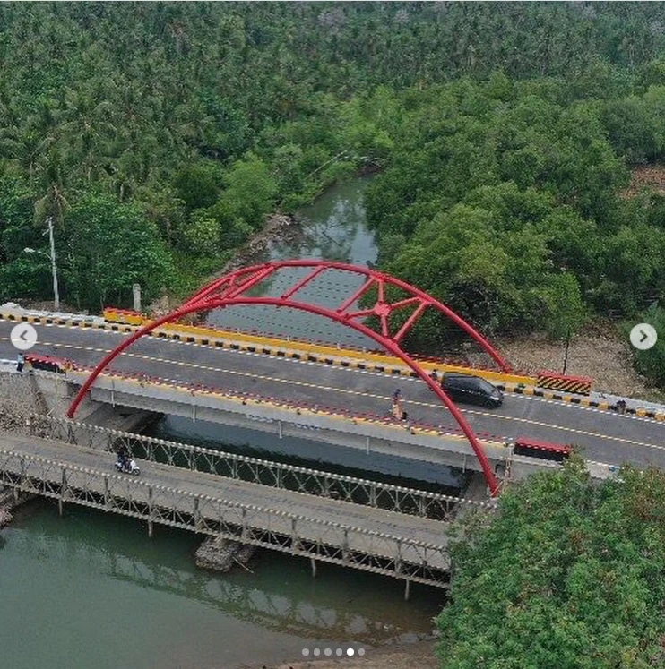 Proyek Jembatan Plengkung - PHIBA JAYA ABADI - ICUK POERNOMO